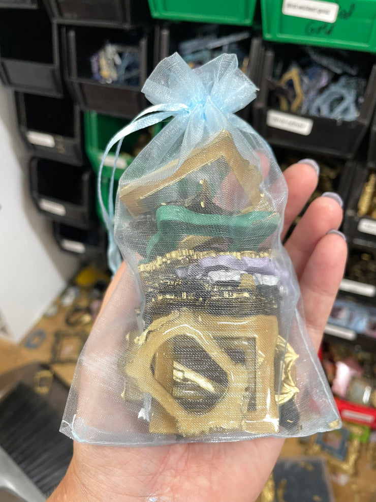 Buncha frames! Frame baggie