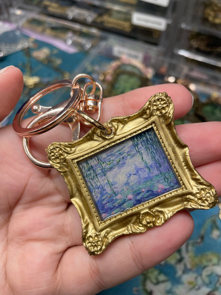 “Monet Waterlilies” in DAISY Frame Keychain