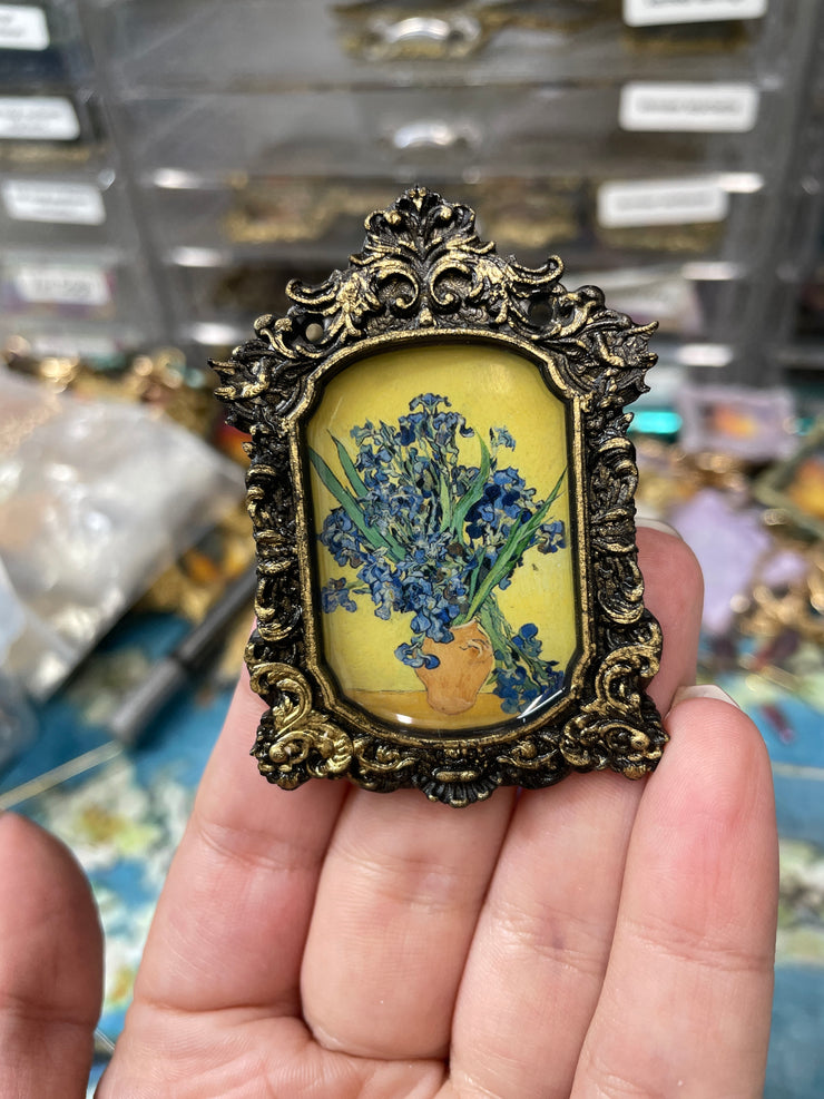 "Irises (In a Vase)" Van Gogh Necklace
