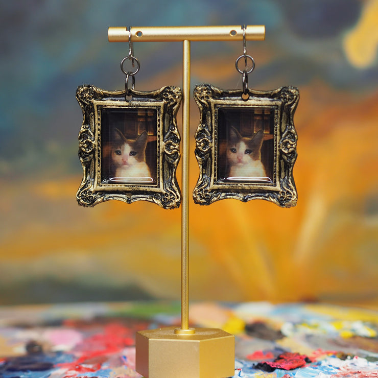 "El Gato De Caravaggio" Earrings