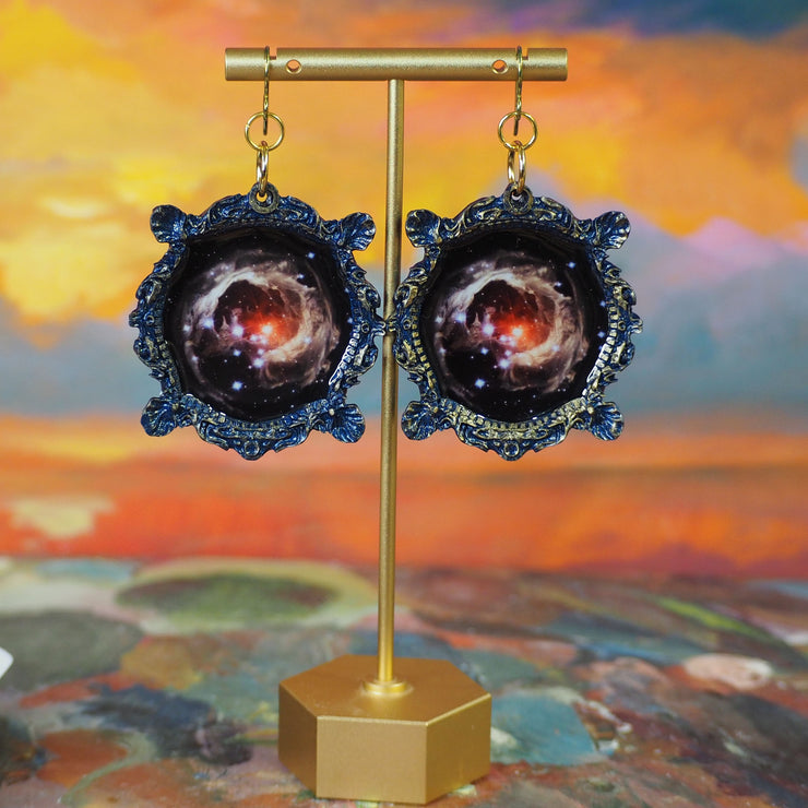 Hubble Earrings Star “V838 mon” outburst